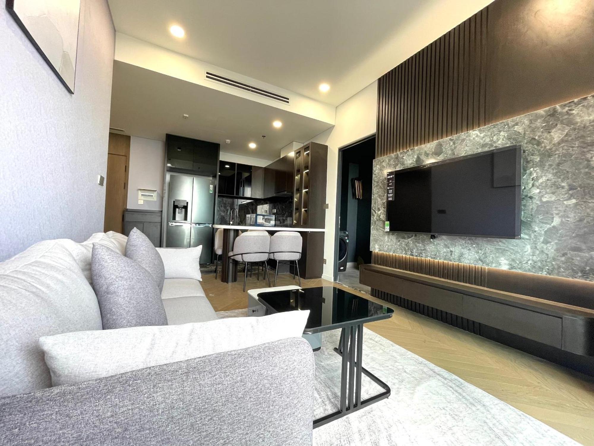 Nu In Lumiere Riverside - District 2 * Ho Chi Minh City